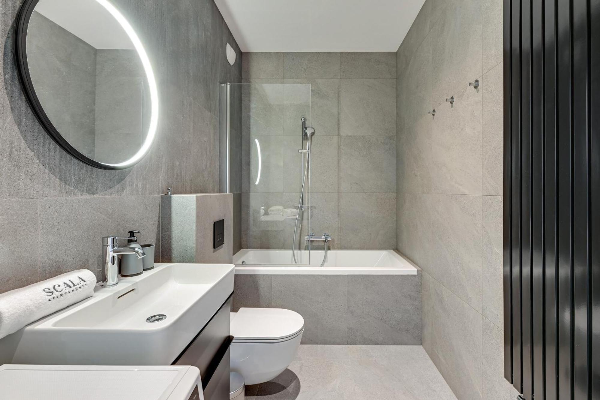 Scala City Center Apartments & Studio By Lion Apartments グダニスク エクステリア 写真
